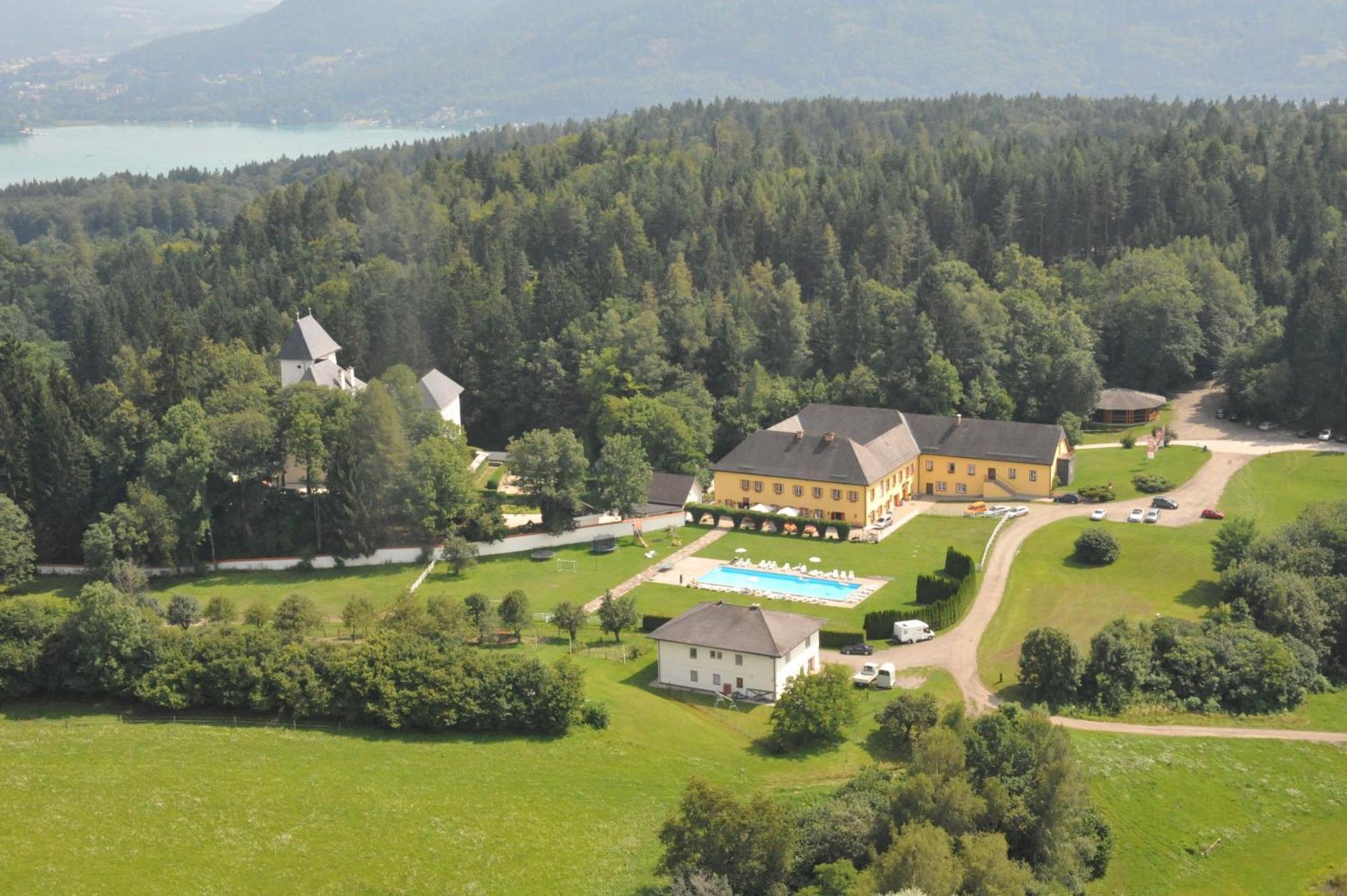 Hotel Gut Drasing à Krumpendorf Extérieur photo