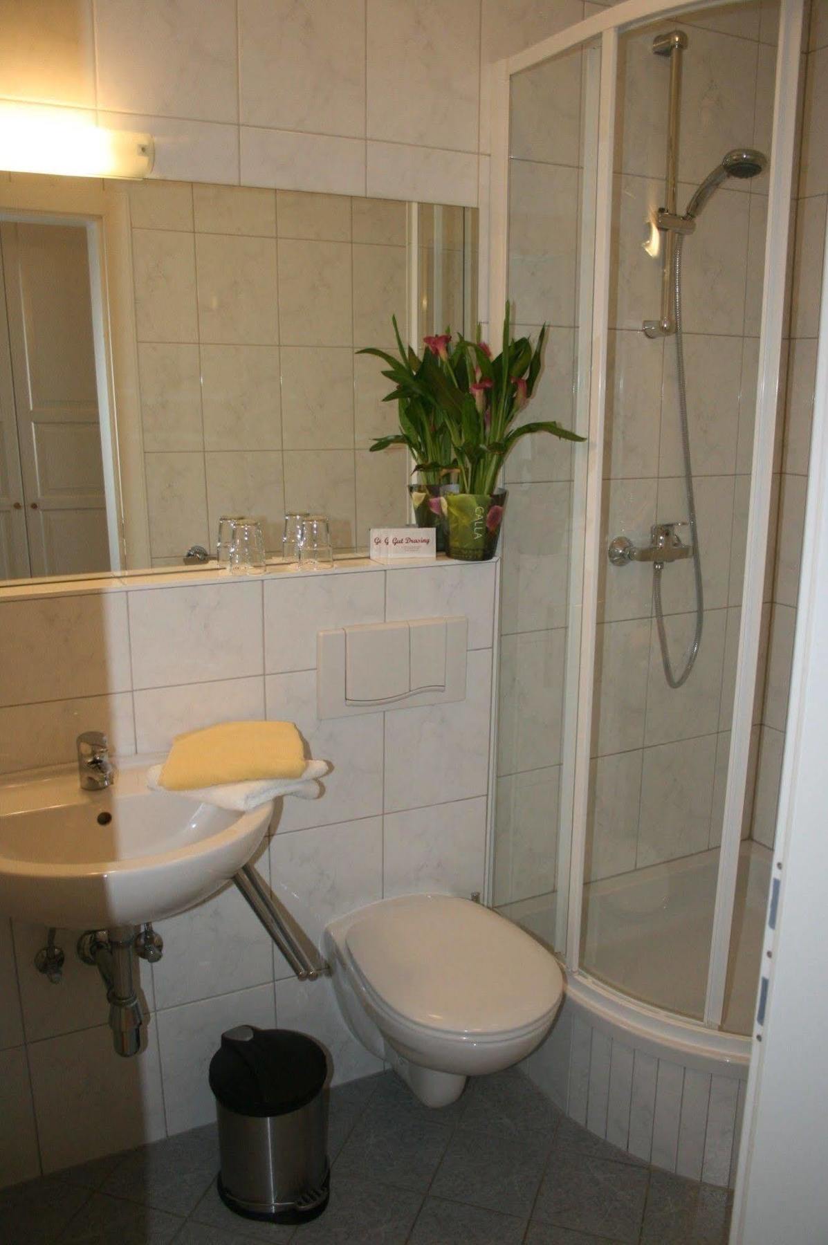 Hotel Gut Drasing à Krumpendorf Extérieur photo
