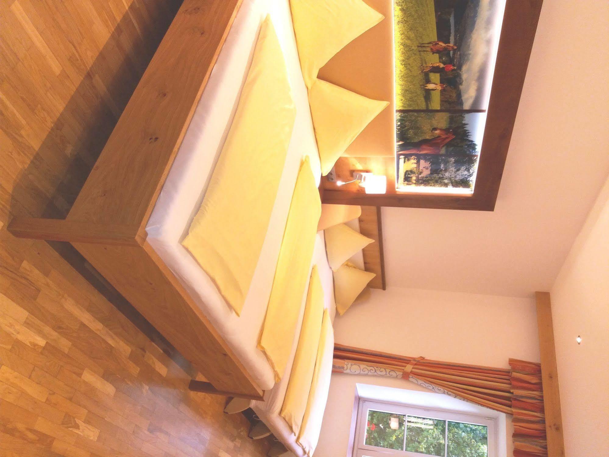 Hotel Gut Drasing à Krumpendorf Extérieur photo