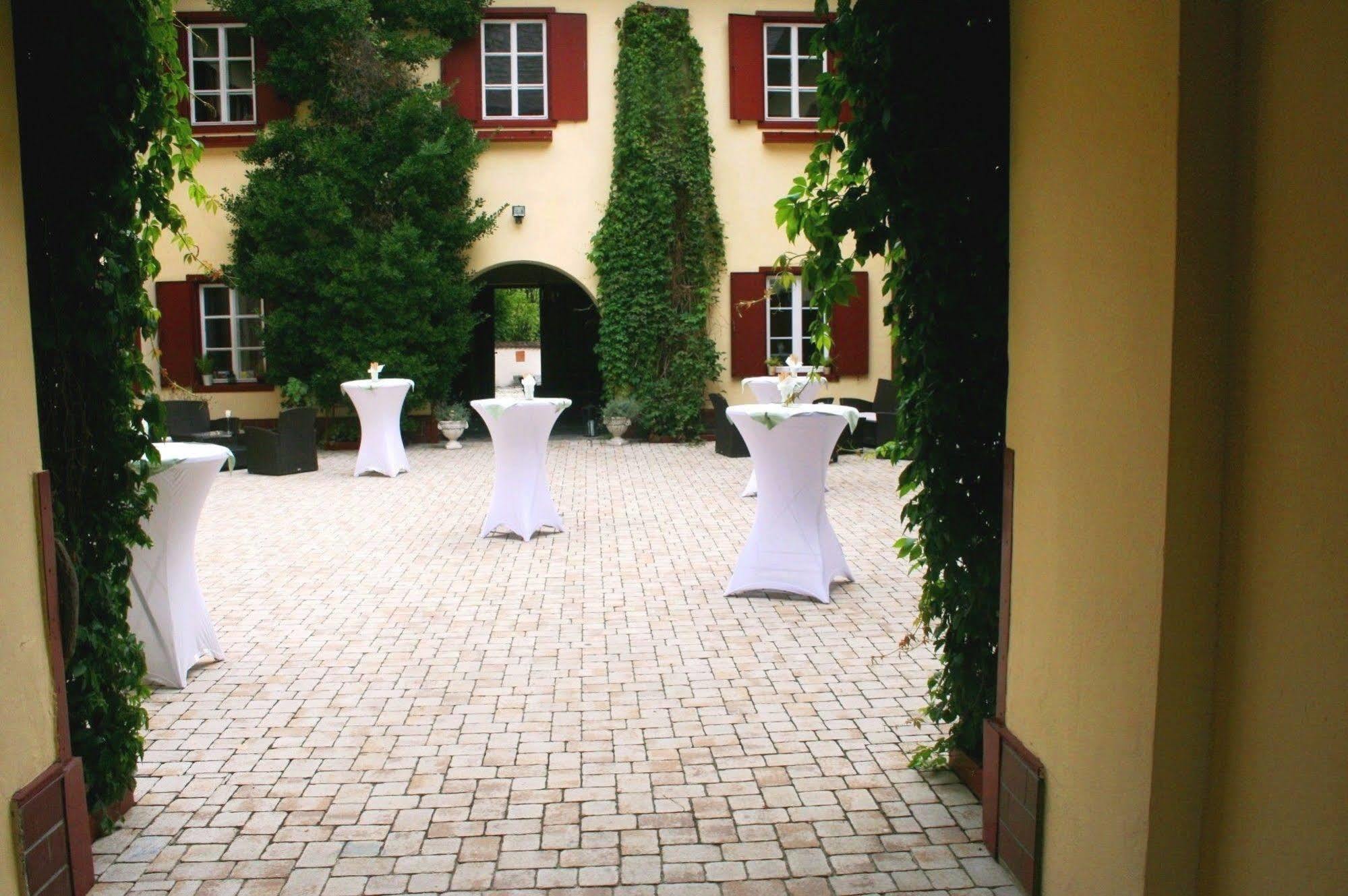 Hotel Gut Drasing à Krumpendorf Extérieur photo